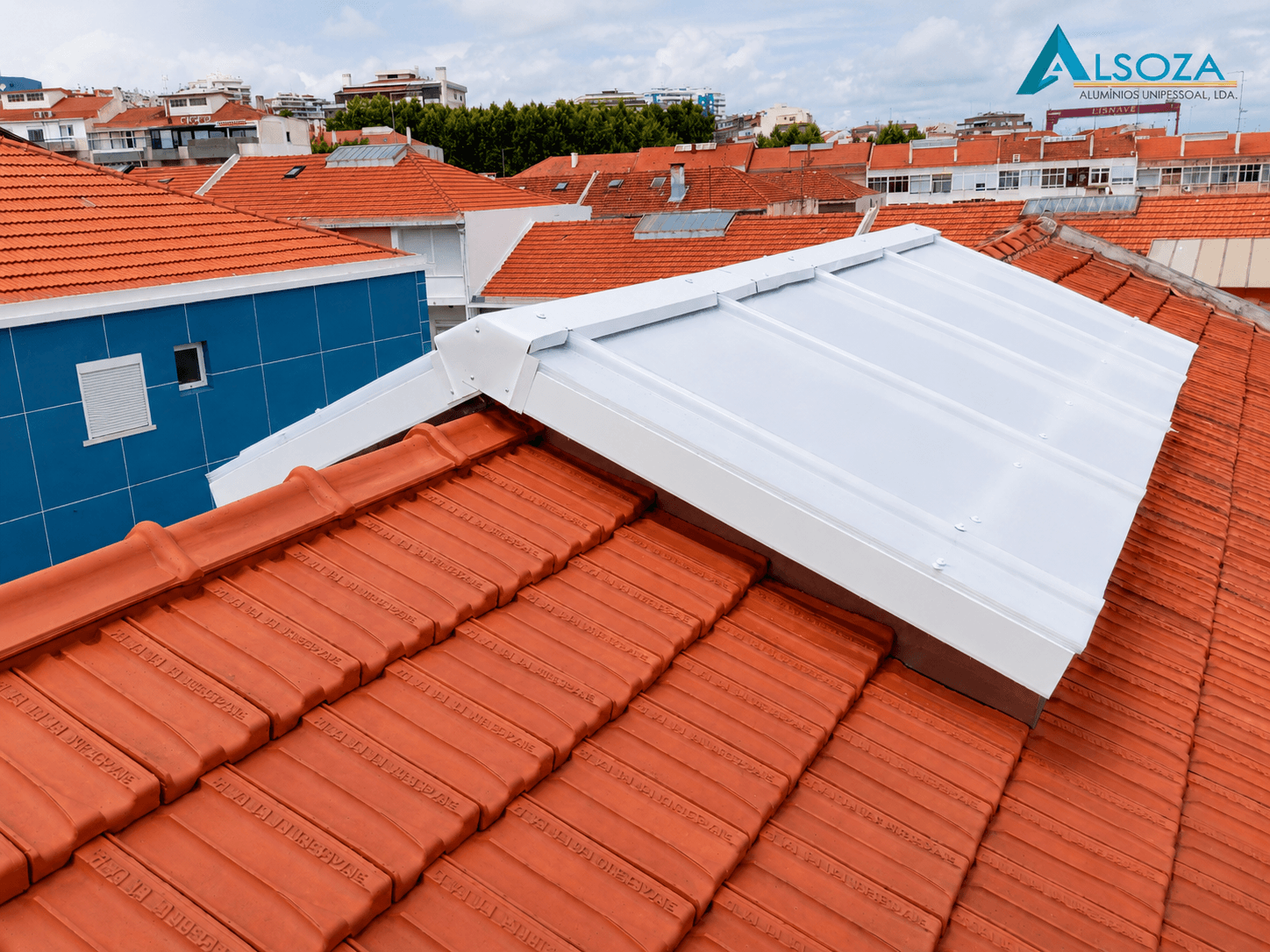 Claraboia em termopainel realizada pela Alsoza Alumínios